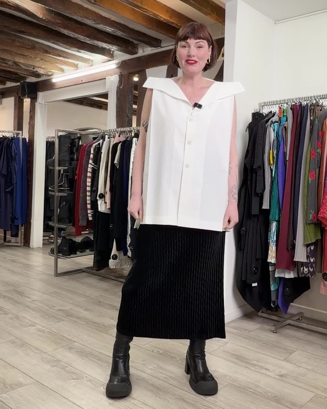Le Look du jour !
ㅤ
Sélection de pièces d'exception de seconde main. Arrivages quotidiens.
Retrouvez le dépôt-vente La M