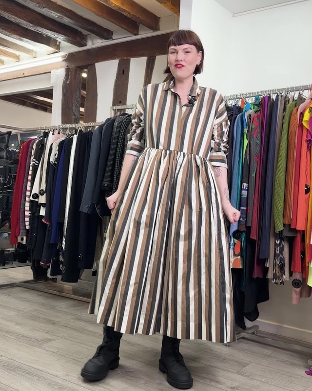 Le Look du jour !
ㅤ
Sélection de pièces d'exception de seconde main. Arrivages quotidiens.
Retrouvez le dépôt-vente La M