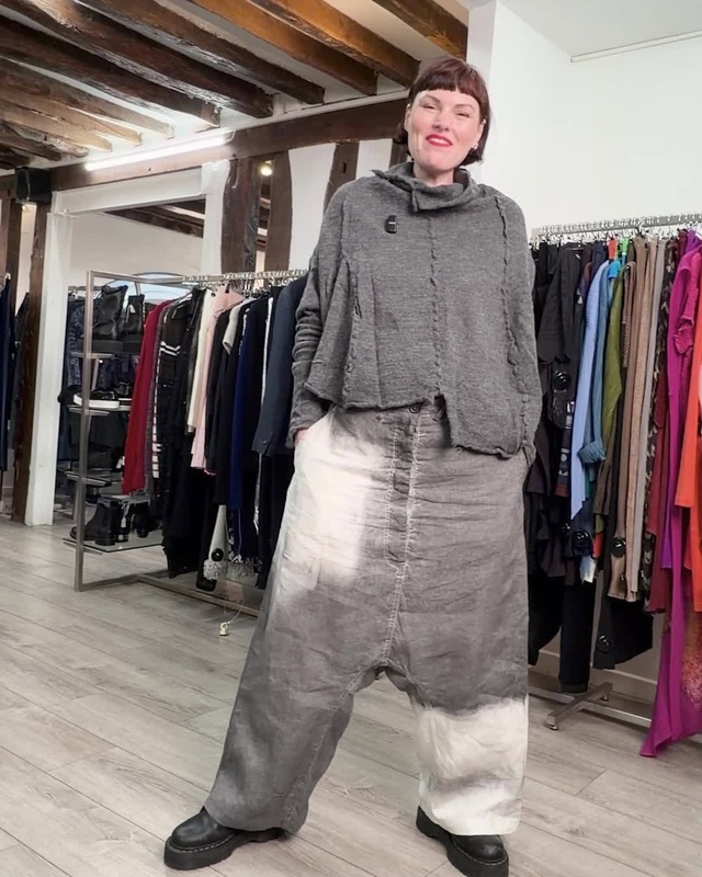Le Look du jour !
ㅤ
Sélection de pièces d'exception de seconde main. Arrivages quotidiens.
Retrouvez le dépôt-vente La M
